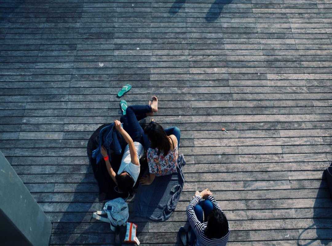 The Formal Option: The Polished Slick-Back