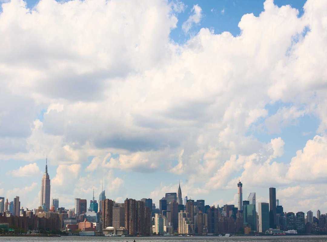 Navigating the Plot: Key Moments and Turning Points